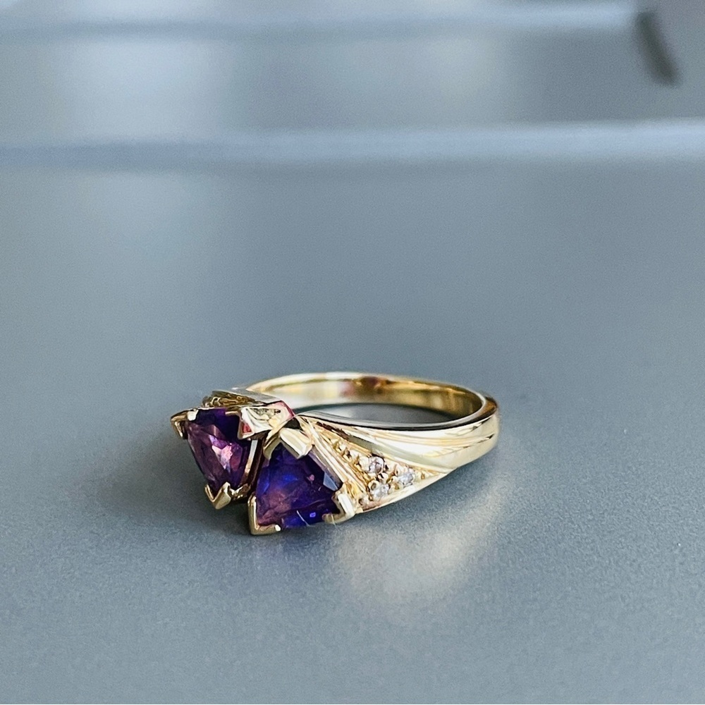 14k Gold Natural Diamond & Amethyst Diamond Two Stone Trillion Cut Ring - Picture 3 of 12